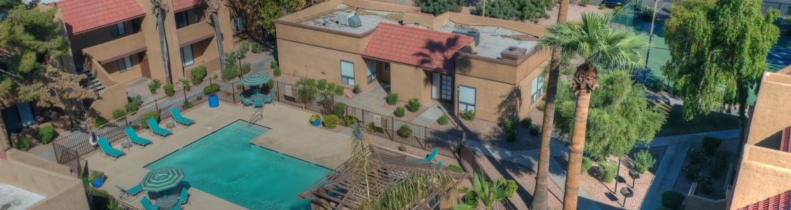 Ave 8 Apartments